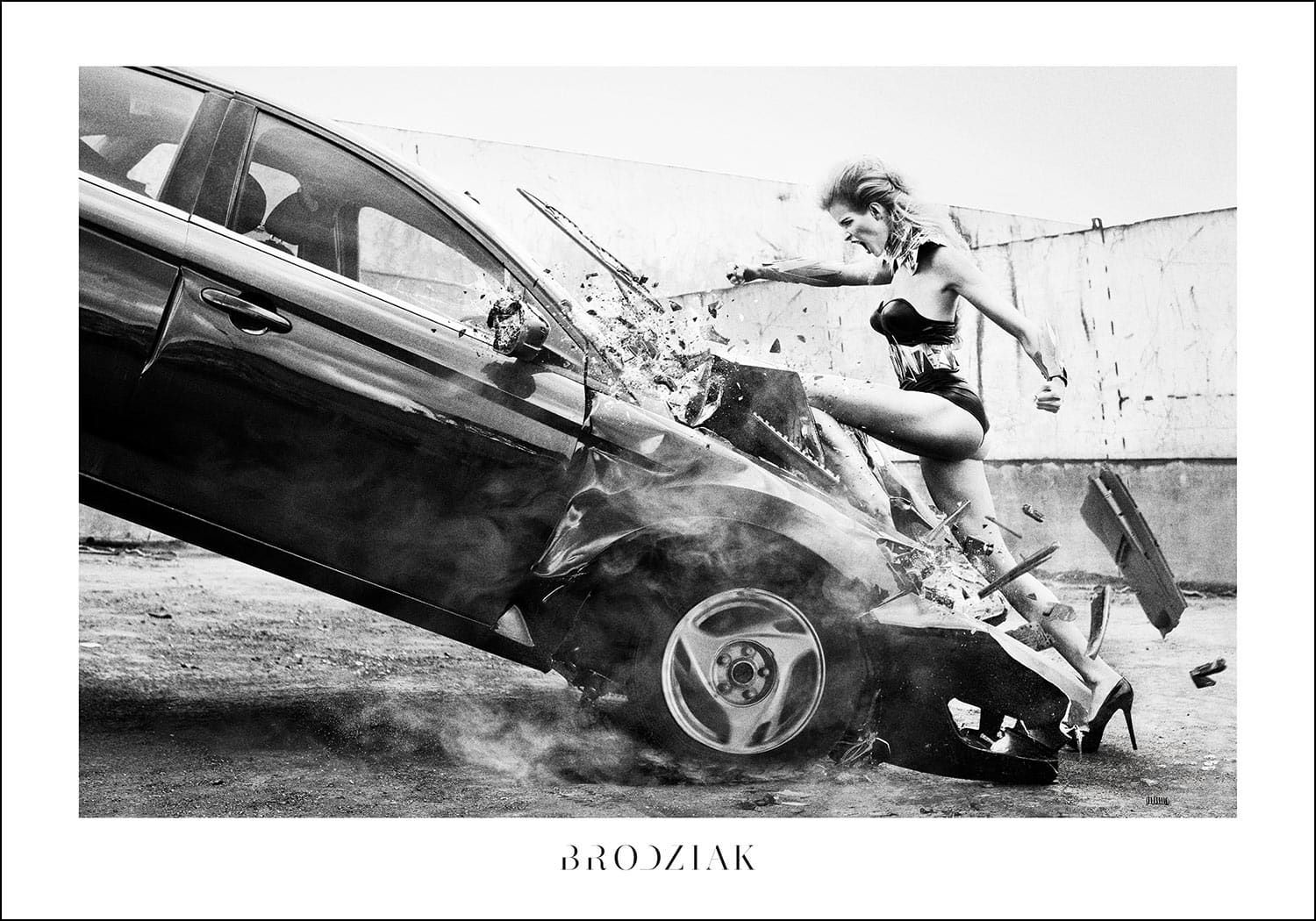 Plakat #16 | Zderzenie | fot. Szymon Brodziak